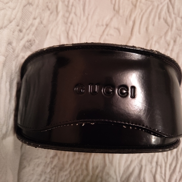 Gucci Accessories - Authentic Gucci sunglasses/ eyeglasses leather case